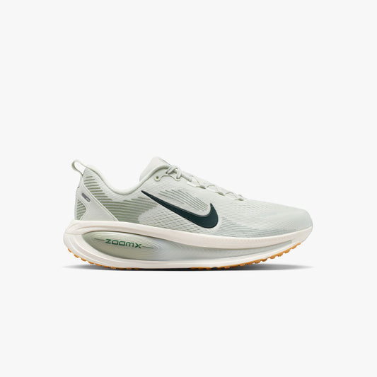 Nike Vomero 18
