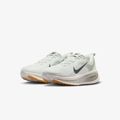 Nike Vomero 18