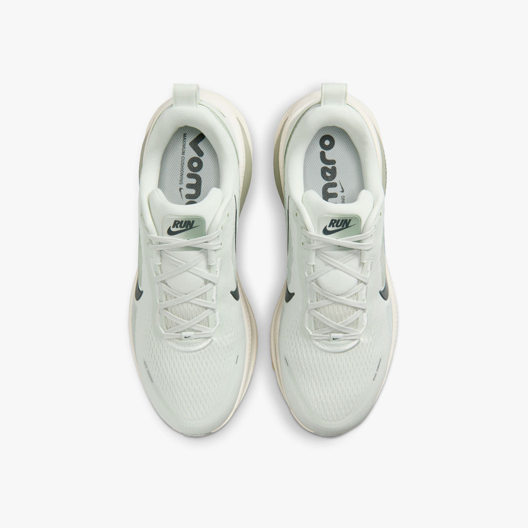 Nike Vomero 18