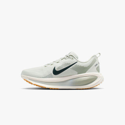 Nike Vomero 18