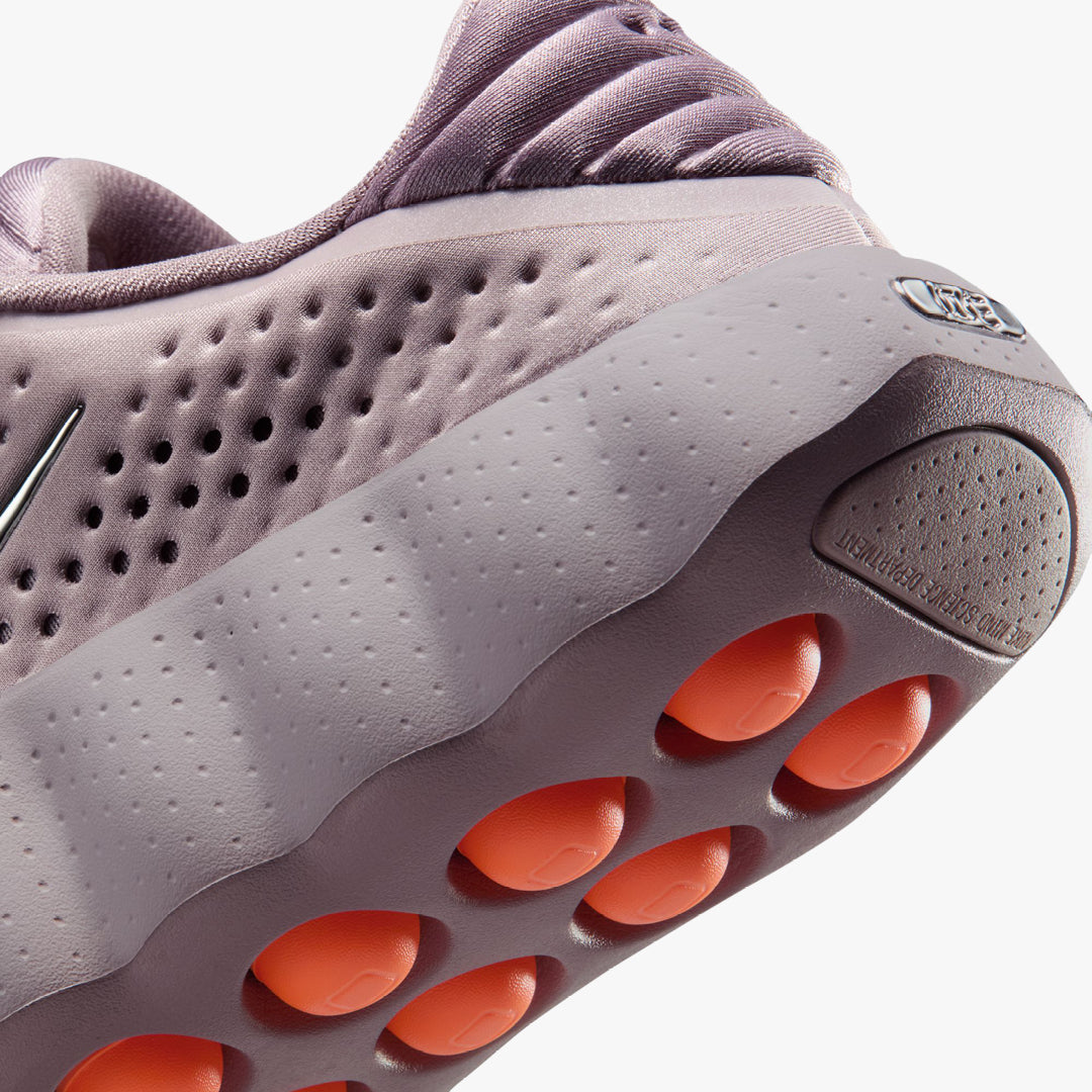 Nike Mind 002