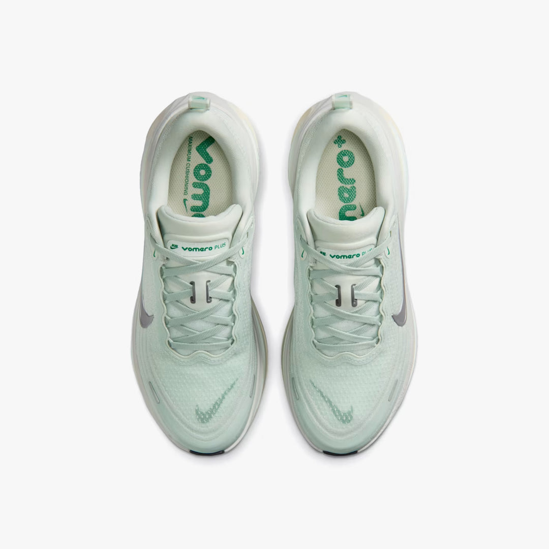 Nike Vomero Plus