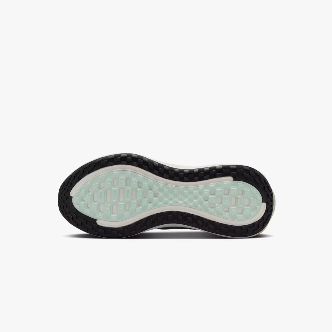 Nike Vomero Plus